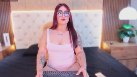 apriilfox online show from March 4, 3:03 am