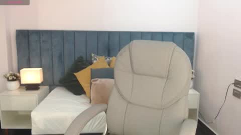 April Bunny online show from November 18, 8:56 pm