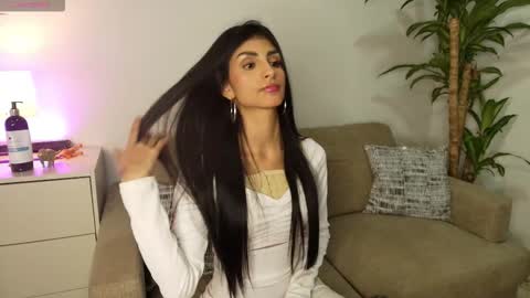Snapshot of april_scarlett chatting on October 21, 1:22 am Scarlett Independent Model online show from October 21, 1:22 am