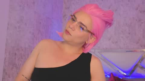 Isabella online show from May 16, 8:51 pm