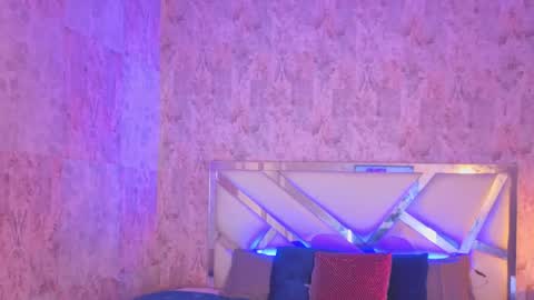Isabella online show from May 29, 2:09 am