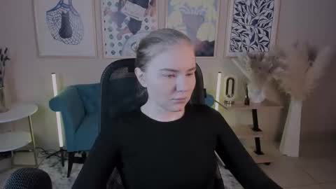 April. All year round.  online show from November 5, 1:51 am