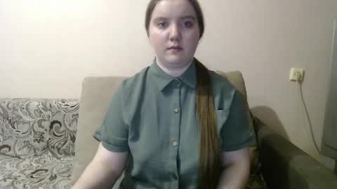Josefin online show from April 26, 3:20 pm