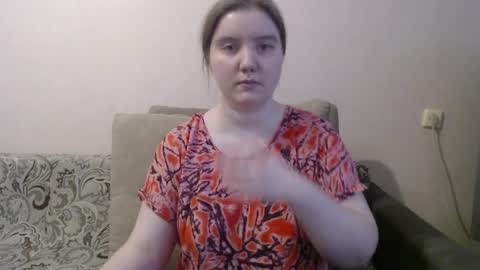 Josefin online show from April 5, 10:12 am