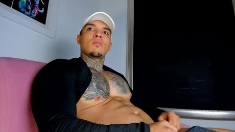 AquilesElpapi online show from October 5, 12:41 am