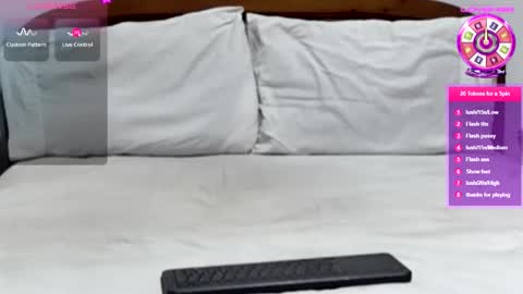 Arab Catwoman online show from February 3, 6:40 am