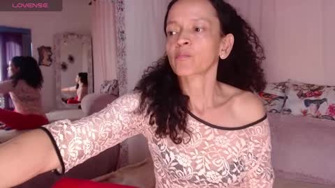 Snapshot of arabiel chatting on February 7, 9:48 pm Nadia Cyel online show from February 7, 9:48 pm