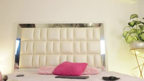   online show from February 11, 7:54 am