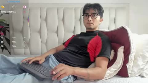 Archie online show from January 6, 2:04 am