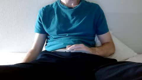 Snapshot of arekusan6 chatting on October 14, 6:11 pm Arek online show from October 14, 6:11 pm