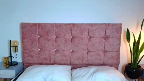 Ares Alpha  online show from December 3, 8:20 pm