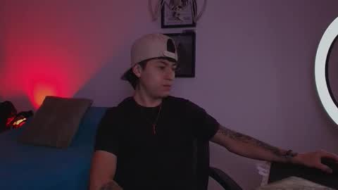 Snapshot of ares_dickson1 chatting on September 20, 6:44 pm Ares online show from September 20, 6:44 pm