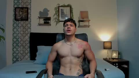 ares_parker online show from August 3, 4:03 am