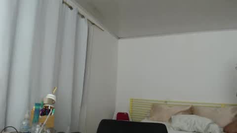 aria_andradee online show from September 24, 4:19 am