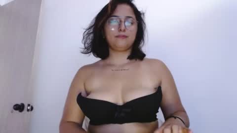 AriaBronw online show from July 21, 2:08 pm