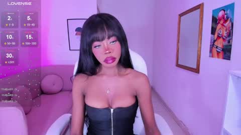 Snapshot of aria_brown_19 chatting on January 25, 3:41 pm    ARIA    online show from January 25, 3:41 pm