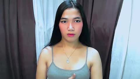 Snapshot of aria_fucks chatting on October 5, 2:53 am ARIA online show from October 5, 2:53 am