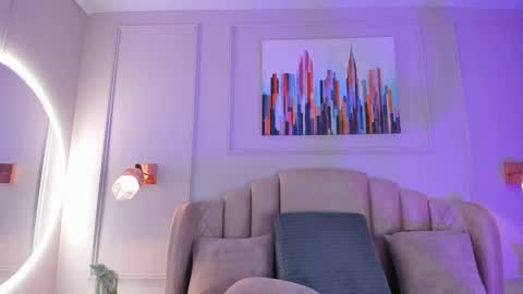 Snapshot of aria_greco chatting on January 29, 9:23 am Aria  online show from January 29, 9:23 am