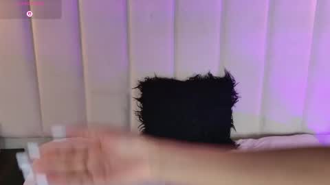 Aria Jones online show from November 6, 2:09 pm