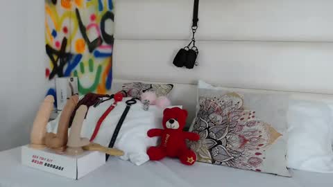 aria online show from January 26, 11:50 am