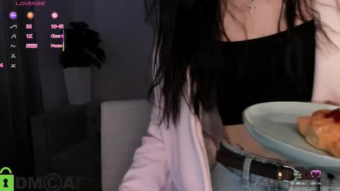 aria_mila online show from March 4, 3:14 am