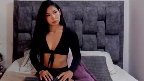 aria online show from February 18, 8:30 pm