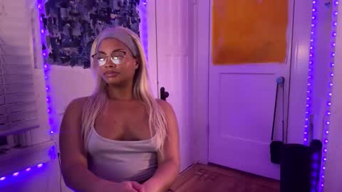 Aria Atelier online show from February 4, 7:12 am