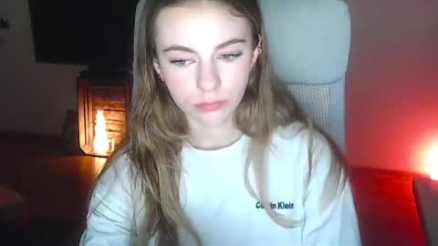 AriaCreazy online show from January 12, 9:22 pm