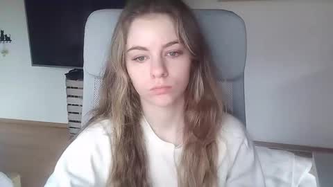 AriaCreazy online show from March 1, 8:18 am