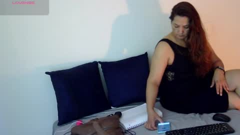  A r i a d n a online show from April 6, 1:12 pm