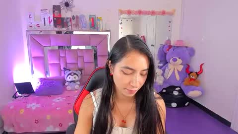 ariadnacappelletty online show from April 11, 4:44 pm