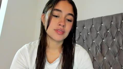 Aria Montgomery online show from January 27, 5:47 am