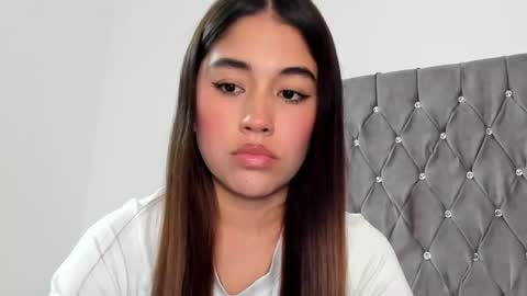 Aria Montgomery online show from January 28, 4:50 am