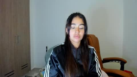 Aria Montgomery online show from February 28, 6:21 am