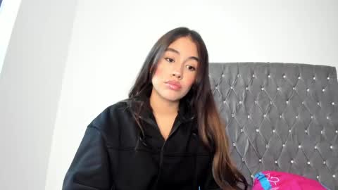 Aria Montgomery online show from January 26, 2:03 am