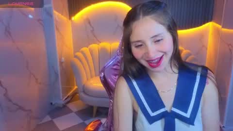ariana18_b online show from June 1, 1:01 pm