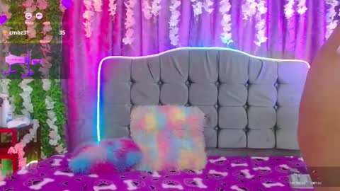 Ariana online show from November 12, 4:42 pm