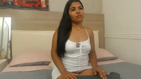 Ariana online show from April 11, 1:26 pm