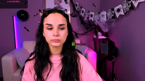 ariana_ross7 online show from October 25, 7:03 pm