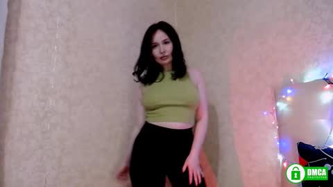 arianakuiper online show from March 27, 11:11 am