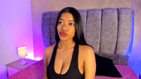 arianna_roxe_ online show from July 30, 2:56 am