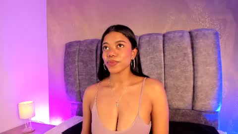 arianna_roxe_ online show from June 16, 9:24 am
