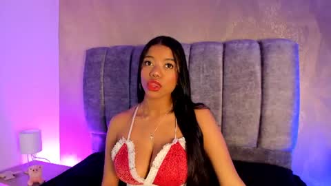 arianna_roxe_ online show from July 2, 6:29 am