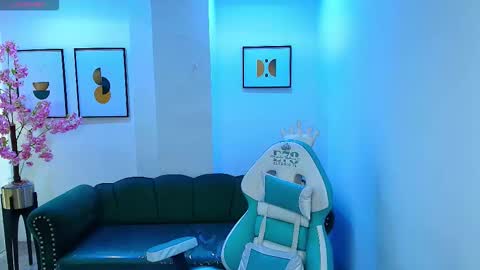 Snapshot of arianna_sweeet chatting on October 17, 4:27 am arianna_sweeet online show from October 17, 4:27 am