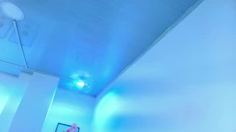 arianna_sweeet online show from May 5, 3:57 am
