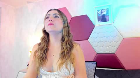 aria online show from March 27, 3:35 pm