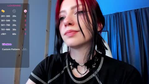 Snapshot of arielabradberry chatting on January 28, 6:28 pm Ariel online show from January 28, 6:28 pm