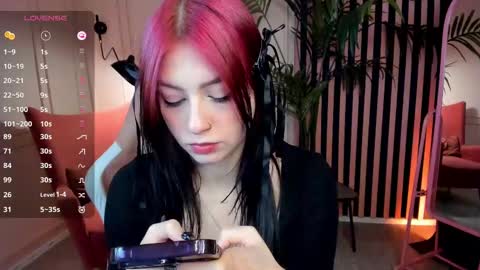 Snapshot of arielabradberry chatting on February 23, 5:39 pm Ariel online show from February 23, 5:39 pm