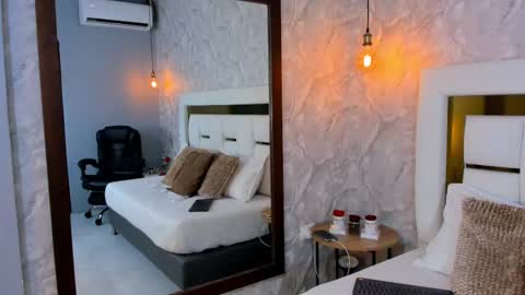 Ariel Gil  online show from March 3, 1:53 am