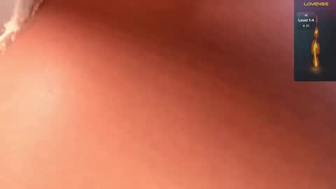 Snapshot of ariella_ruiz chatting on February 25, 3:20 pm A R I online show from February 25, 3:20 pm